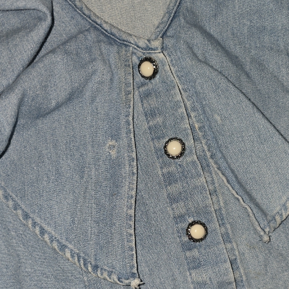 Light Blue Ruffle Denim Crop Top - Picture 4 of 14